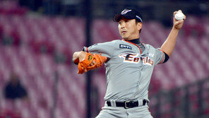 한화, 잇단 부상 악재…정우람·최진행도 부상자 명단