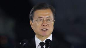 文대통령 “6·25 국군 유해, 70년 만에 우리 곁으로…조국은 잊지 않아”