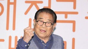 송해, 감기몸살로 입원 “안정 취하기 위해…건강 회복 중”