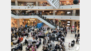 동행세일 첫 주말 반갑긴 한데…거리두기는 곳곳서 붕괴