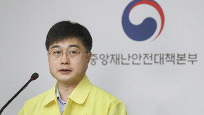 정부 “종교시설 고위험시설 지정 논의…실효성 있는 소모임 방역도”