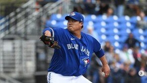 ‘블루 몬스터’ 류현진, 드디어 안방 선다…‘로저스 센터’ 입성