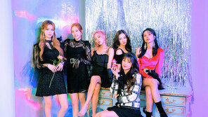 [연예뉴스 HOT⑤] 모모랜드, ICM과 손잡고 미국 진출