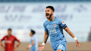 [스토리 사커] 세징야가 귀화를 원한다고?…귀화의 조건과 선례