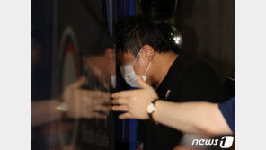 [속보]‘조국일가 사모펀드 핵심’ 5촌조카 조범동 1심 징역4년 선고