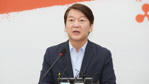 안철수 “손흥민이 골키퍼-이운재는 최전방 공격수 된 격”