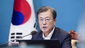 文대통령, ‘법인·갭투자’ 차단 촉구…김현미 장관 ‘긴급 보고’