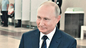 푸틴, 84세까지 두번 더 대통령 가능… 독주 걸림돌은 ‘경제’뿐