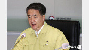 사흘 연속 60명대 확진에…박능후 “통제 가능 수준, ‘스스로 방역’이 중요”