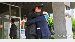 민경욱 전 의원에게 투표용지 전달한 개표참관인 구속…法 “증거인멸 우려”