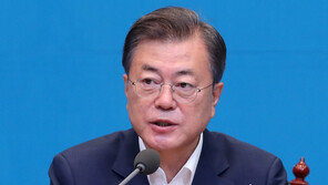 ‘공적 마스크’ 폐지…文대통령 “국민과 약사에 감사”