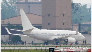 방한 비건 美부장관 대표단 일행, 코로나19 검사 음성