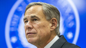 미 텍사스주 코로나19  단 하루 신규확진자 1만명 급증