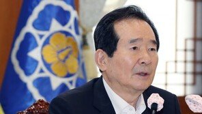 정세균 “전국 교회 핵심방역수칙 의무화…소모임 금지”