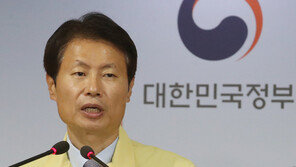 잇단 집단감염 반복에…정부 “10일부터 교회 내 소모임 금지”