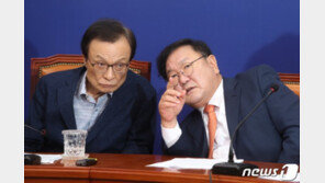 ‘다주택 고위공직자’ 다 털고 간다…여권, 성난 민심에 백기 “신속 매각”