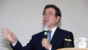 박원순 사망 소식에 서울시 ‘충격·침통’…“믿어지지 않는다”