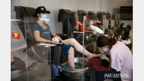 美 코로나19 하루 확진자 6만3000명 넘어…급증세 지속