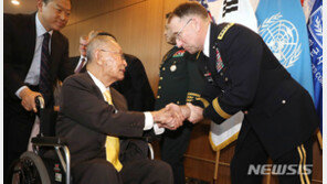 주한미군 사령관 “백선엽 장군은 영웅이자 국보” 애도 성명