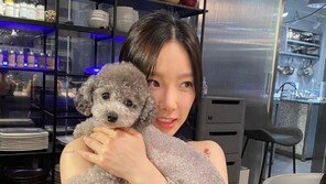 태연, 반려견 제로와 행복한 일상…인형 비주얼까지