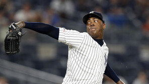 아롤디스 채프먼, 코로나19 양성…양키스 비상