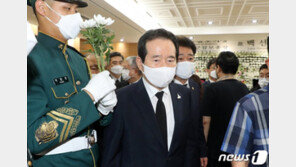 丁 총리 “백선엽 장군 큰 공훈…국립대전현충원에 잘 모실 것”