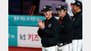 [스토리 베이스볼] 이강철과 KT가 내딛은 백 걸음, 위즈파크에 사라진 패배의식