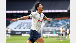 [여기는 런던] 10-10클럽 가입한 손흥민 “기록이 중요한 것은 아니다”