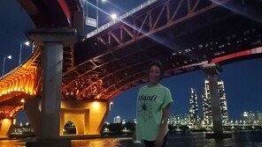 전혜빈, 의사 남편과 밤 데이트…달달한 신혼 일상