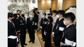 박한기 합참의장·에이브럼스 美사령관, 백선엽 장군 동시 조문