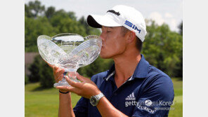 콜린 모리카와, 연장 접전 끝 통산 2승 입맞춤