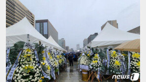 백선엽 광화문 분향소 종일 긴 줄…일부 비판에도 “국가 위해 희생한 분”