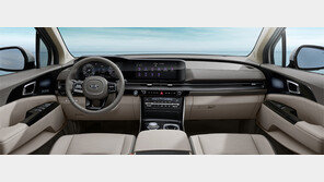 “우주선 느낌”… 4세대 카니발 내장 공개