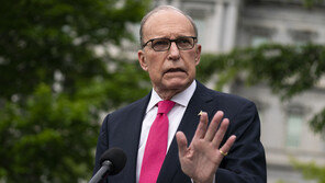 백악관 커들로 “美·中관계 안좋지만 1단계 무역합의 계속”