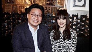 송혜교, 美 ‘대한인국민회’에 안내서 기증…9년간 꾸준