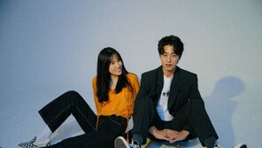 [연예뉴스 HOT②] 배우 구교환·이옥섭 감독, 7년째 교제 중