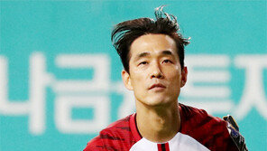 독수리 감독이 황새 울렸다