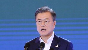 文대통령 등 8개국 정상 기고…“백신, 공평하게 유통해야”