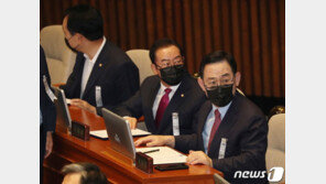 격랑의 민주, 안도의 한숨…“이재명 개인뿐 아니라 당에도 다행”