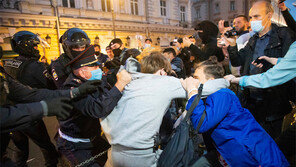 러 푸틴 종신집권 개헌안 반대 격렬시위