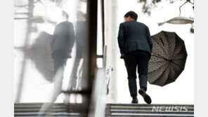 [날씨]곳곳에서 천둥·번개치고…소나기·우박 내린다