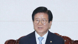 朴의장 “개헌, 내년까지가 적기…남북 국회회담 하자”