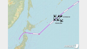 ‘죽음의 백조’ 美 B-1B랜서 폭격기 2대, 동해 출격…대북 압박