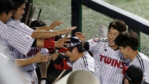 LG, 한화전 ‘7전 전승’ 행진…롯데전 역전패 충격 씻었다