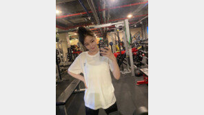 한예슬, 흰티+레깅스에도 독보적 미모 “운동 싫어요”