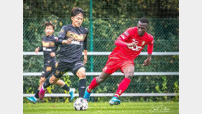 이승우, 친선전 후반 교체 투입돼 ‘경고누적 퇴장’