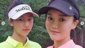 박연수, 딸 송지아 라운딩 공개…모전여전 눈부신 미모