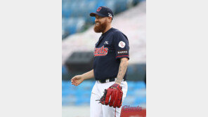 오늘도 커피 돌린 스트레일리, “경험상 즐길 때 결과 좋아”