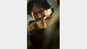 저 소녀 누구야…영화 ‘반도’ 흥행 순항 속 10대 배우 이레 연기 주목