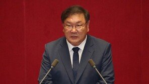 [전문]김태년 교섭단체 대표연설…“집값 급등, 이건 정의 아냐”